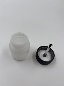 EMPTY TOUCH UP BOTTLE 30ML (LOCK LID) 2